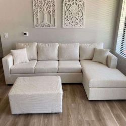 💥 New Cream Sectionals With Free Ottoman 