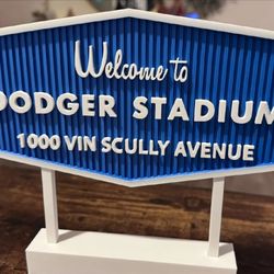 Dodger Welcome Sign