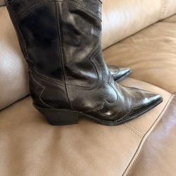 ZARA Women’s Boot 