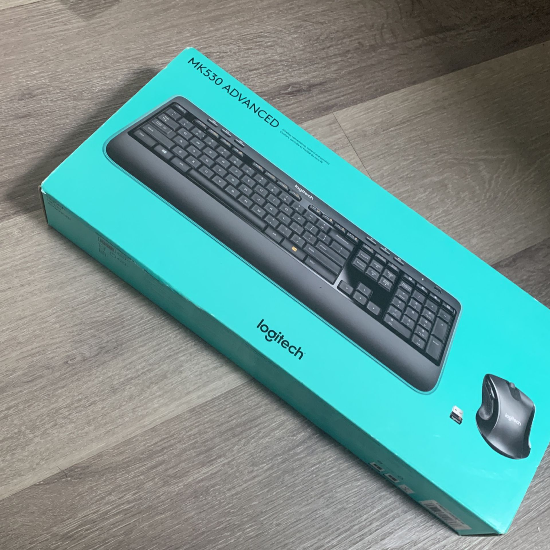 Logitech MK530 Advanced Keyboard + Mouse