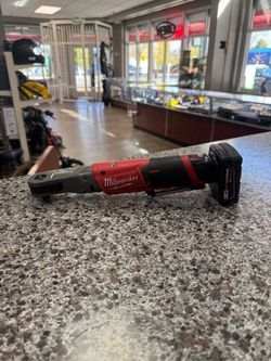 Milwaukee 3/8” ratchet w battery 2557-20
