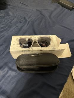 Brand New Oakley Polarized