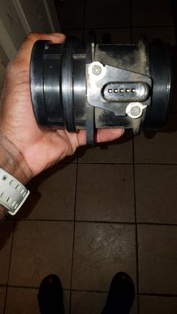 audi a4 mass airflow sensor and holder