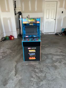 Arcade1up MARVEL SUPER HEROES Capcom Video Game Arcade Machine 4ft