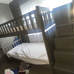 Bunk Bed 