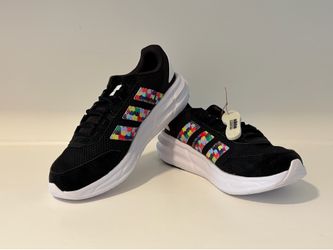 Adidas FIFA shoes rare volunteer shoes clothing