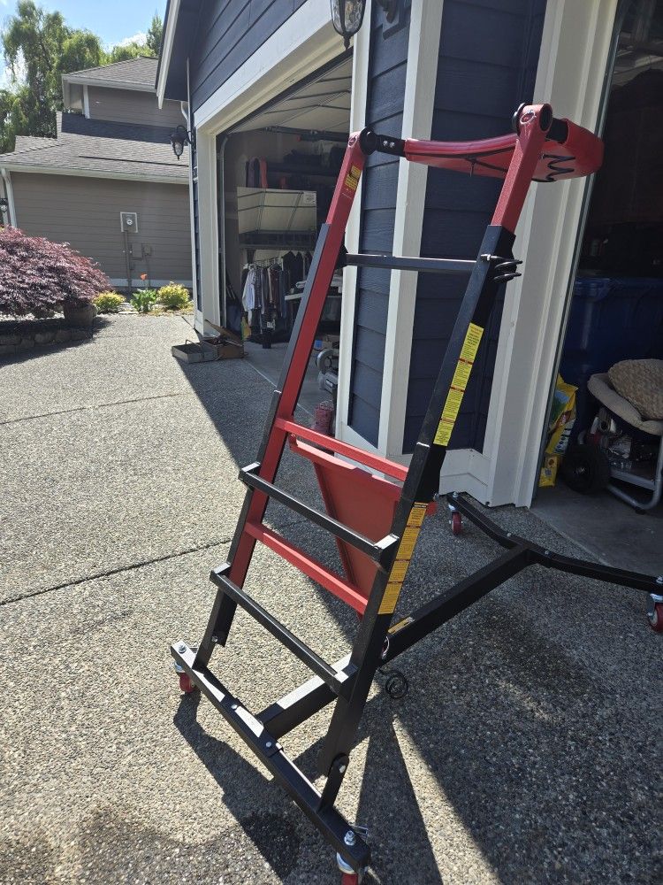 Truck Creeper Ladder