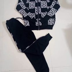 Women’s Tracksuits
