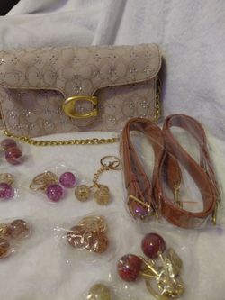 Beautiful purse w/ rhinestone