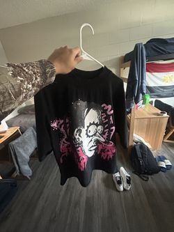 Graphic Tee (Large)