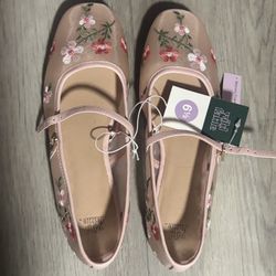 Women’s Flower Flats