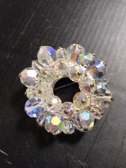 Pin Brooche