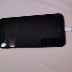 iPhone 7 Unlocked!!New!!