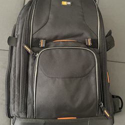 Case Logic Camera And Laptop Backpack 