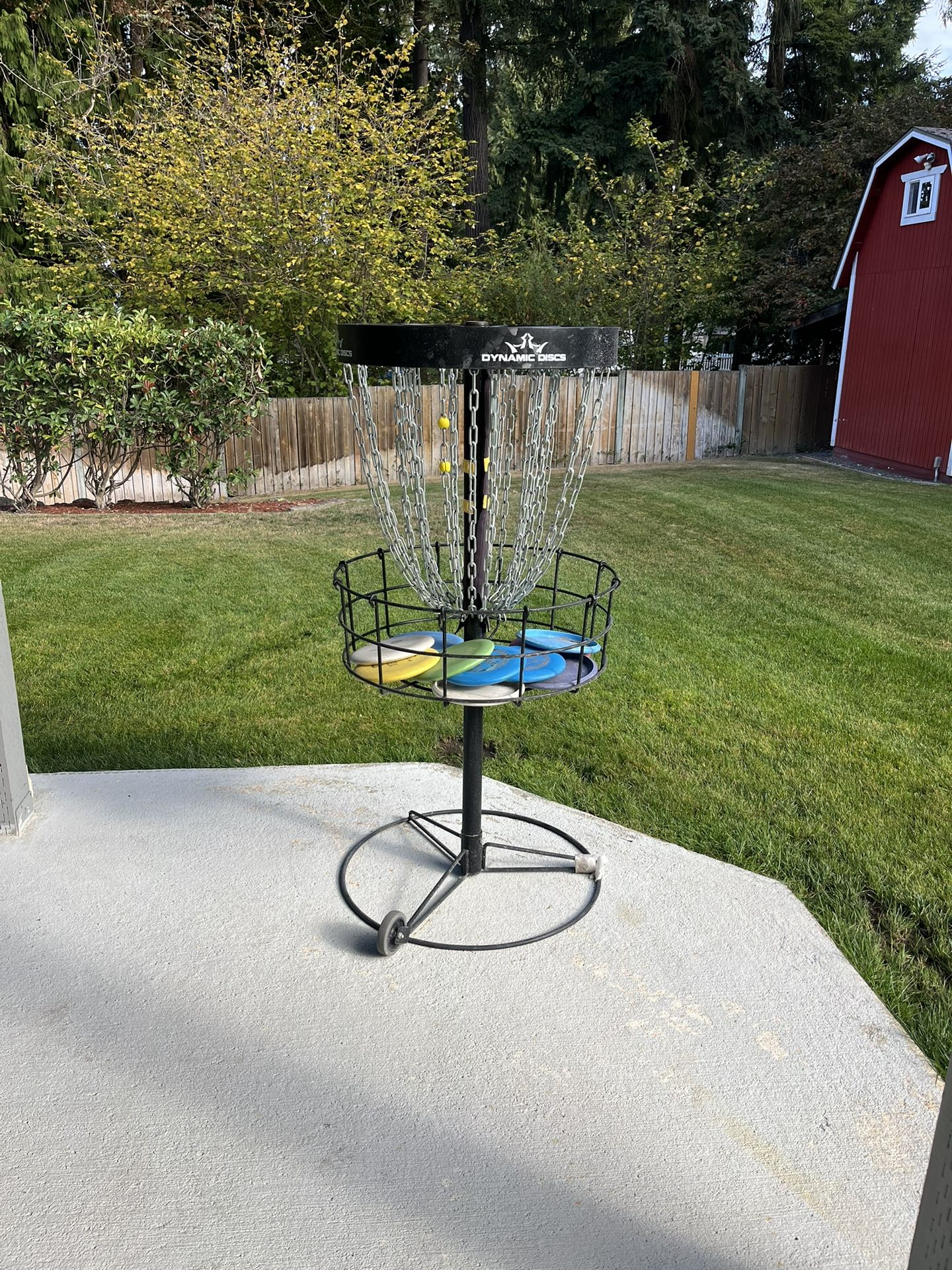 Dynamic Disc Golf Basket