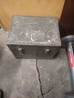 Antique army mess kit box