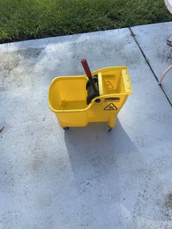 Mop Bucket 