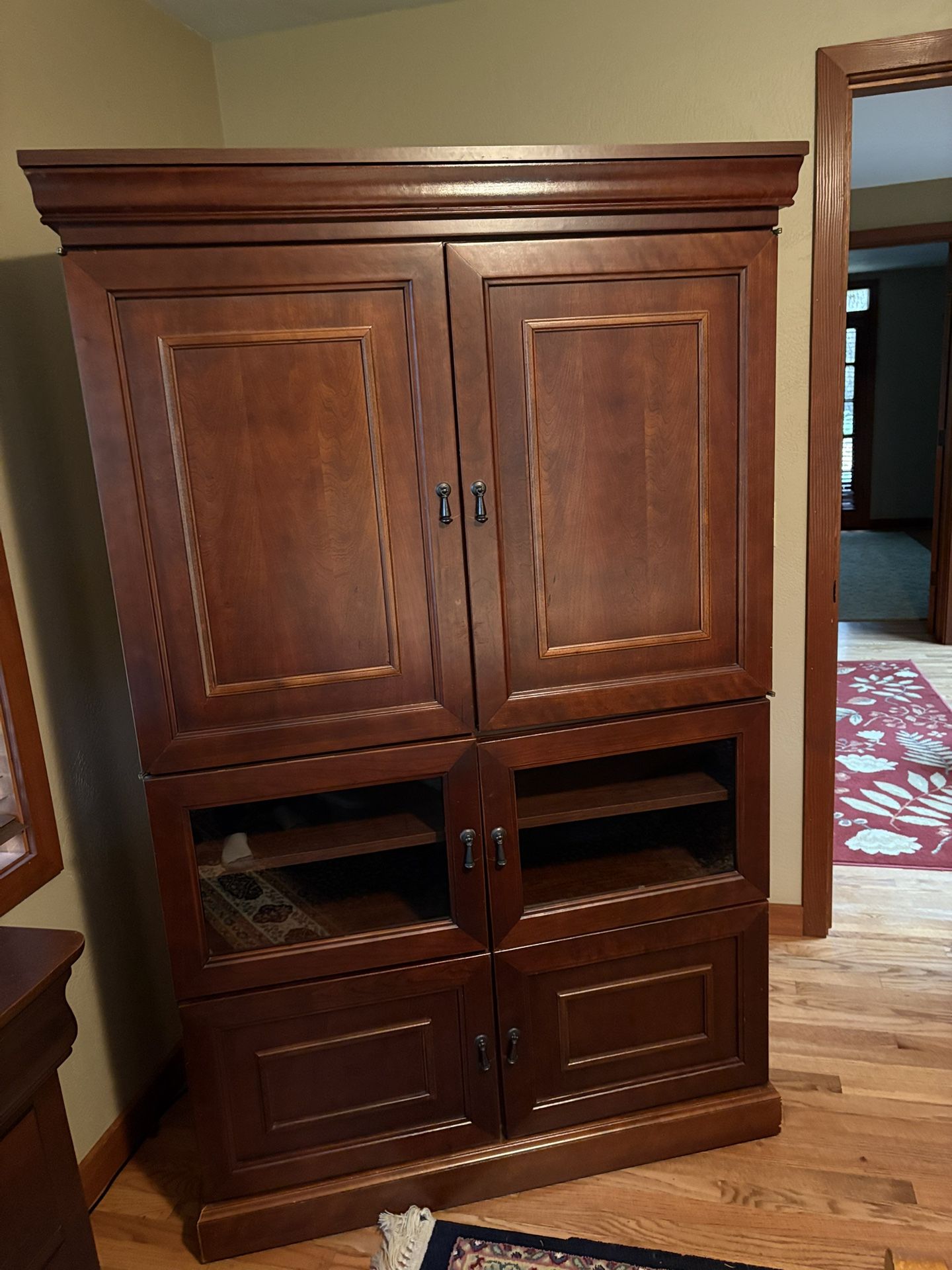 TV armoire with Doors