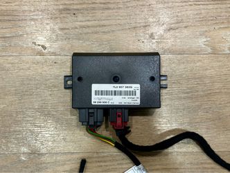 OEM Porsche Cayenne 955 957 Trailer Tow Module w/ Pigtails – 7L0 907 383 G