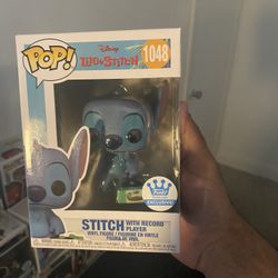 Funko Exclusive Stitch With Record Player