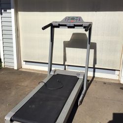 Treadmill 