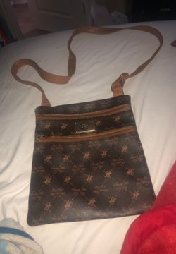 Polo cross body bag