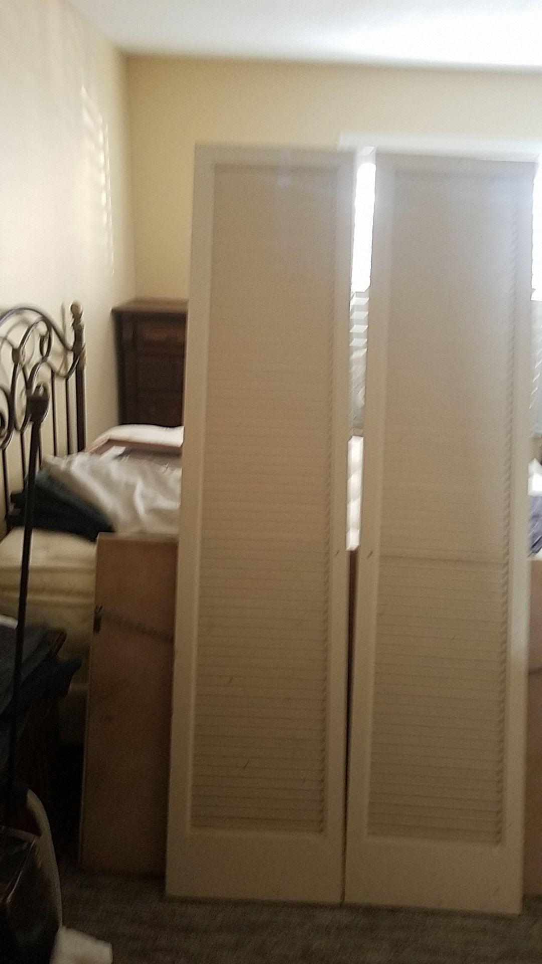 Shutter kitchen doors ( hinged )