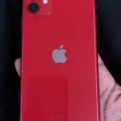 iPhone 11 — Powers On PASSCODE LOCKED For Parts / Repair