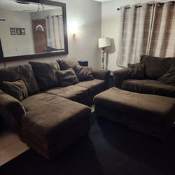 Sectional Sofa With Ottoman