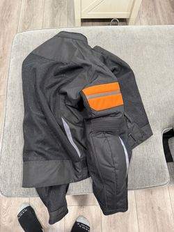Motorcycle jacket