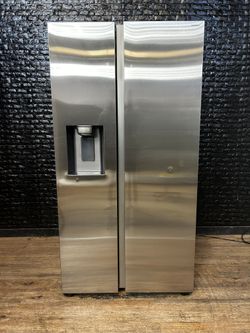 SAMSUNG REFRIGERATOR w/WARRANTY! R3046A