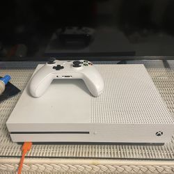 XBOX + TV Bundle