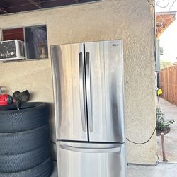 Lg refrigerator
