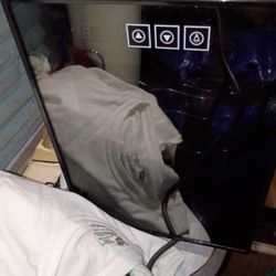 Koolatron Mini Fridge/Wine Cooler.