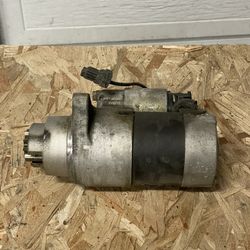 Infiniti G35 Sedan OEM Starter