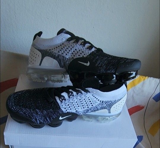 Men Nike Flynit Message Me Your Size
