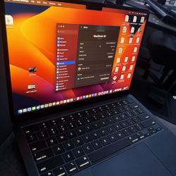 MacBook Air 13.6 Inch M2
