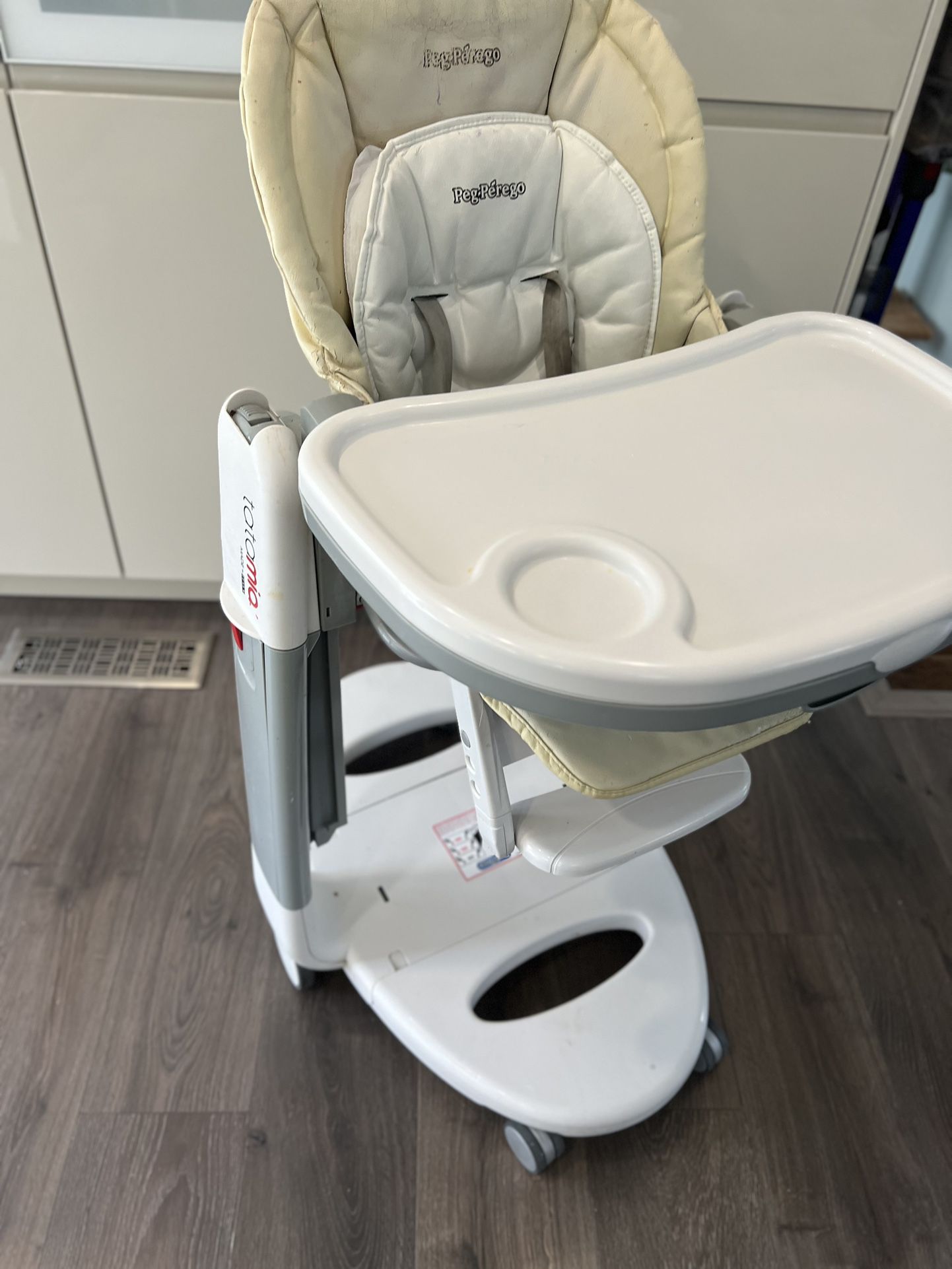 Peg Perego 3in1 High Chair Reclainer