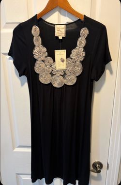 Brand New Pink Rose Black Floral Applique women’s Dress Size L NWT - Simi Valley
