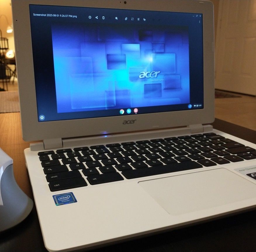 Acer laptop Chromebook 11 Inch