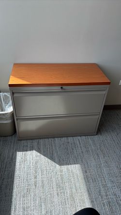 Like new 2 drawer filing cabinet gray metal with wooden top with keys