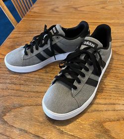 Like New Men’s Adidas Ortho Lite Float Gray & Black Stripe Sneakers Shoes Size 8 1/2