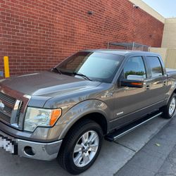 2012 Ford-F150 Lariat 