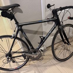 TREK 5200 OCLV CARBON ROAD BIKE FOR SALE