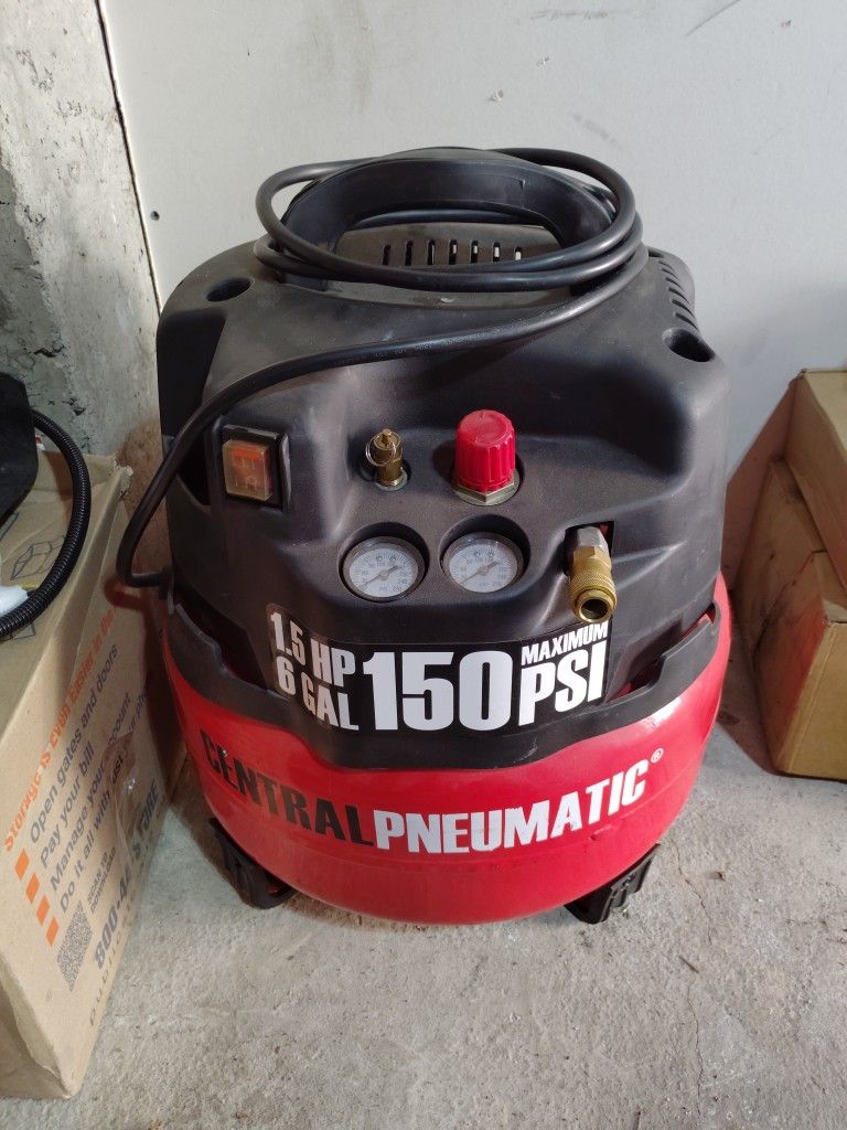 Chicago Pneumatic 6 Gallon Compressor