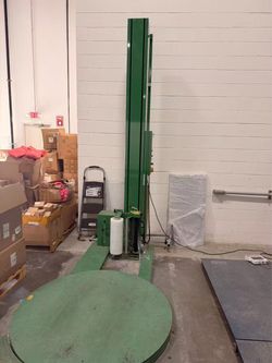 ighlight Industries Predator SS Extra-Tall Pallet Stretch Wrapper