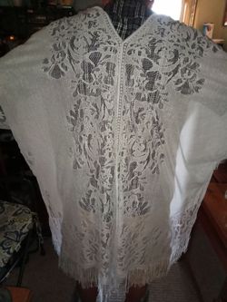 Pre-owned lace shawl