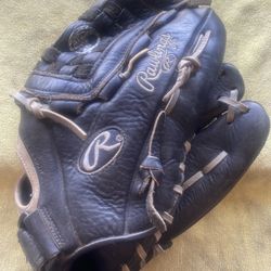 Rawlings "Silverback" SB1350 13.5” Softball or Baseball Glove Black Leather RHT