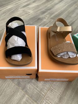 Little girls sandals