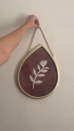 Hanging floral decoration